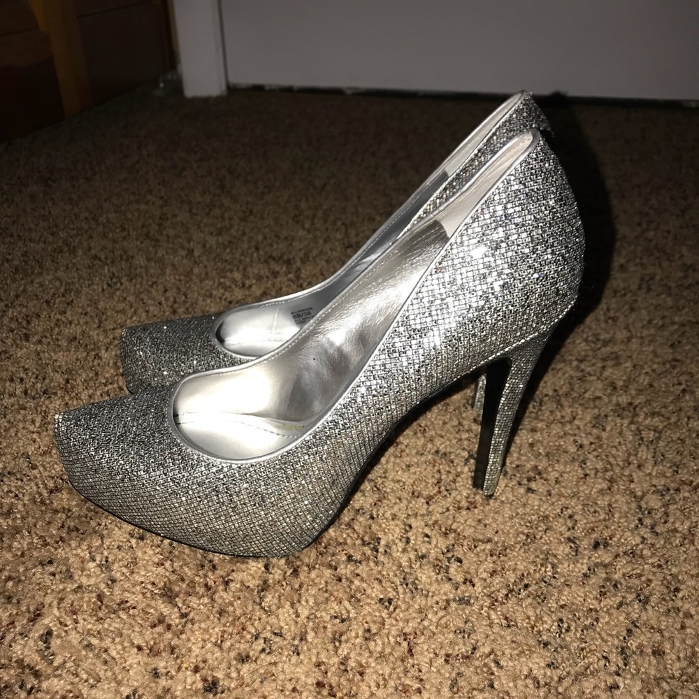 BCBG heels! 😍